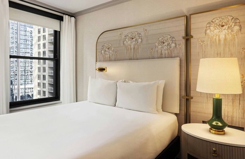 Rush and Division Hôtel | The Talbott, Autograph Collection