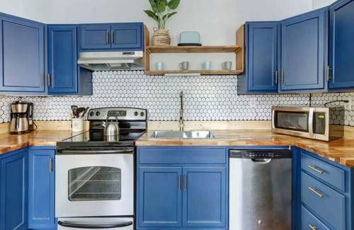 Beach Institute Maison | The Tea Olive - A, Fresh | Updated | Dog-Friendly