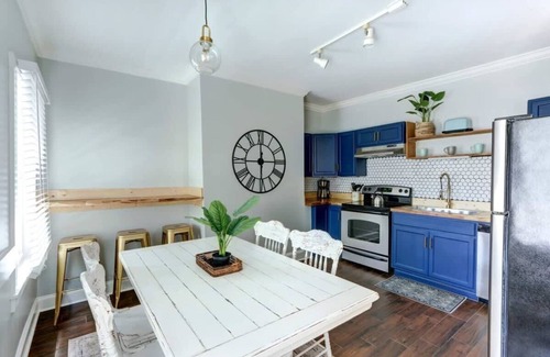 Beach Institute Maison | The Tea Olive - A, Fresh | Updated | Dog-Friendly