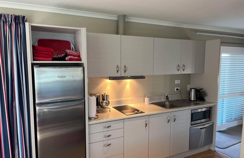 Waikanae Maison | The Tennis Pavilion @ Longshore: spa + piscine + plage