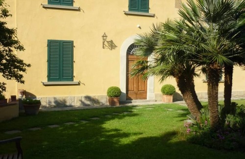 Lastra a Signa Appartement | LA TERRASSE - Appartement en villa du début des années 1900