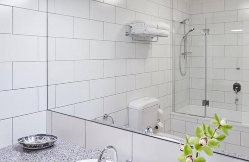 Cranbourne Hôtel | The Terrace at The Settlement