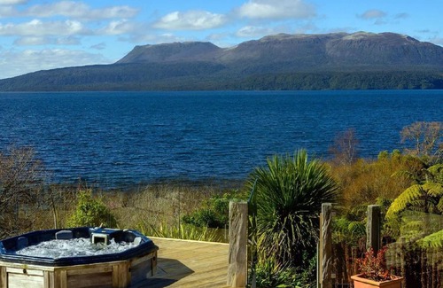 Lake Tarawera Maison | The Terrace Lake Tarawera