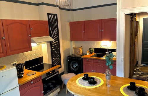 Epernay Maison | Les loges du théâtre. Quartier Chic 14personnes MAX sauna,champagne,vélos,jeux