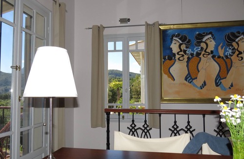 Katouna Villa | Retraite exceptionnelle avec piscine et vue fantastique sur la mer et les montagnes