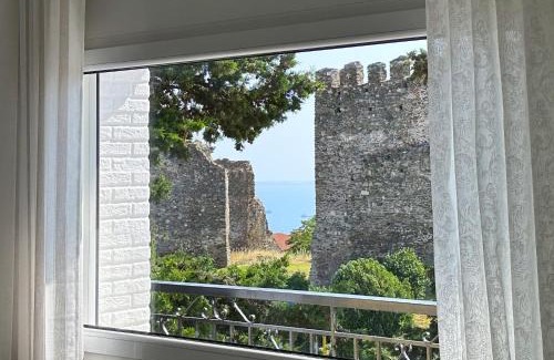 Sykies Appartement | The Three Views