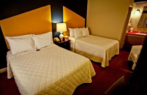 Yamacraw Village Hôtel | The Thunderbird Inn