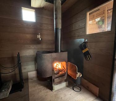 Gnaw Bone Hôtel | The Timber Nook at the Rustic Retreat