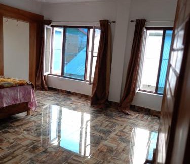 Bhaderwah Hôtel | The time square