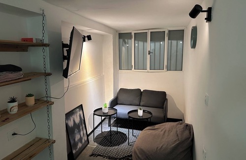 Neve Tzedek Appartement | The Tiny Oasis Of Neve Tzedek