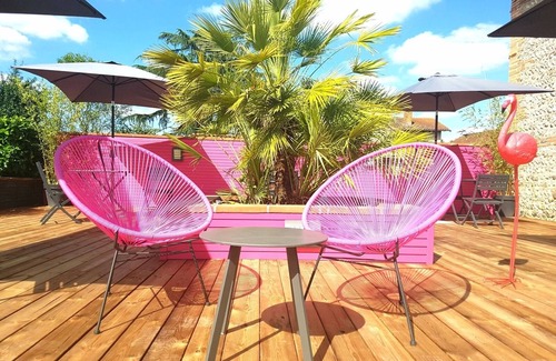 Lafitte-Vigordanne Appartement | La Tom suite, piscine privée, une ambiance calfeutrée au confort moderne!!