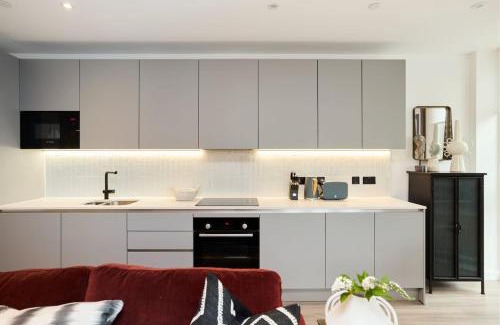 Tottenham Green Appartement | The Tottenham Hale Crib - Trendy 2BDR Flat with Balcony