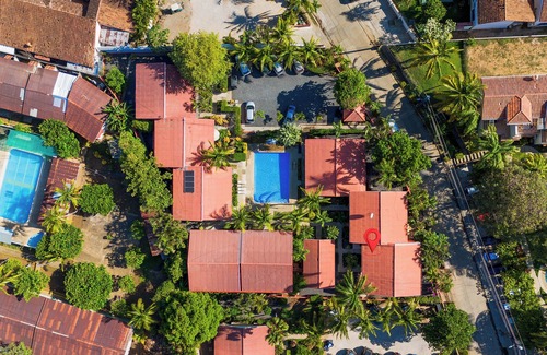 Coco Maison | The Tranquil Coco Townhouse: 300 Meters from the Beach!