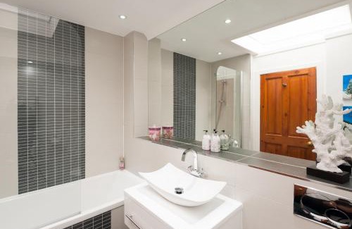 Ellemford Maison | The Traquair Park Residence