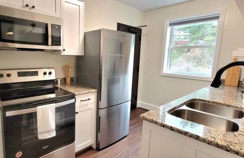 Tazewell Appartement | The Traveler on Main - Suite 4
