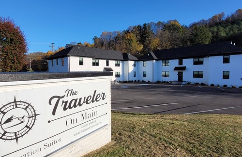 Tazewell Appartement | Enjoy easy access to everything from this perfectly located home base