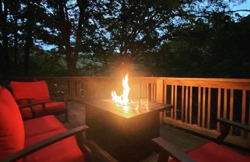 Foscoe Maison | The Tree House at Echota