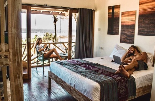 Hu'u Auberge | The Tree House Sumbawa - Hostel
