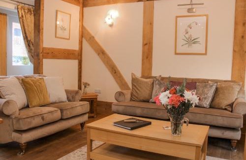 Acton Scott Maison | The Turnip House