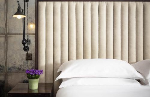 Barna Hôtel | The Twelve Hotel