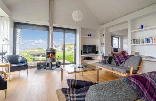 Halistra Maison | The Two Byres