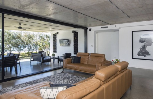 Mackay Harbour Villa | LE LOGEMENT ULTIME DE LA PLAGE AVANT
