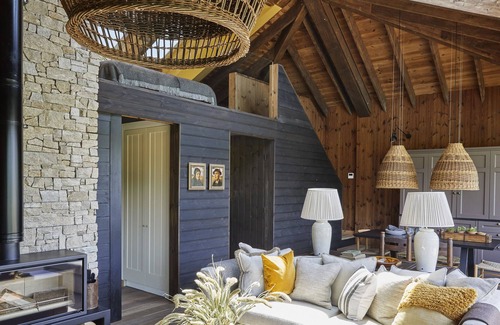 Lechlade Cabine | The ultimate Cotswolds escape.