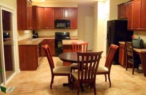 North Central Omaha Maison | Superbes vacances en famille d'accueil!