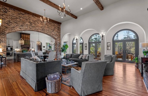 Appling Maison | The Ultimate Gentleman's Retreat