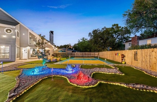Wetmore Maison | The Ultimate Getaway: Pool, Pickleball, Mini Golf