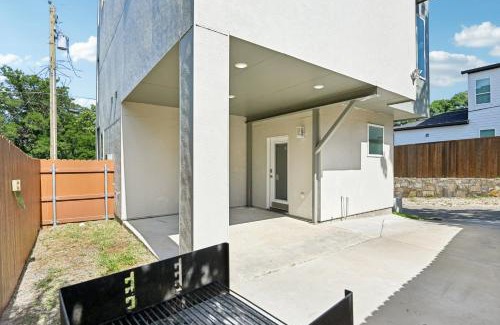Cedar Crest Maison | The Ultimate View House