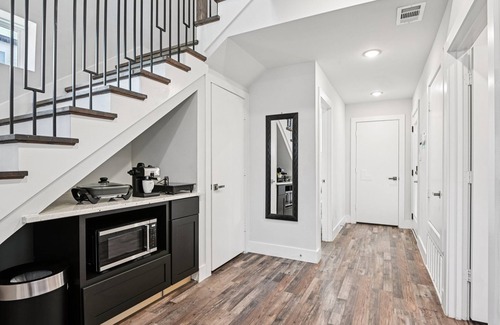 Cedar Crest Appartement | “The Ultimate View: Skyline Luxury Retreat in Dallas”