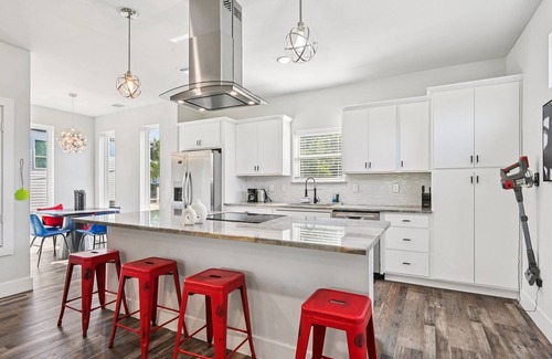 Cedar Crest Appartement | “The Ultimate View: Skyline Luxury Retreat in Dallas”