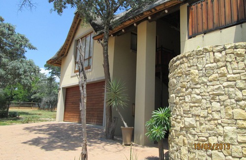 Modimolle Cottage | La chambre haute à l'intérieur de Koro Creek Golf Estate