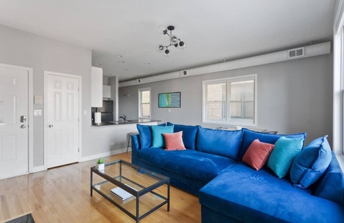Tri-Taylor Copropriété | Près du centre-ville! 2 chambres 2 salles de bain Condo - entièrement nommé