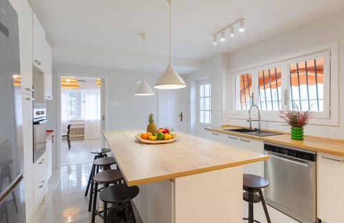 Vista Hermosa Villa | The Urban Mansion by Fidalsa