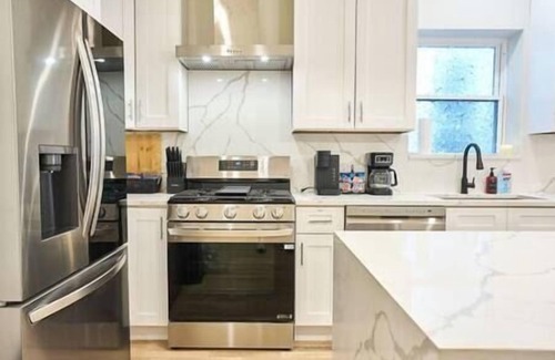Kenwood Maison | The Urban Manor “Modern luxury style”