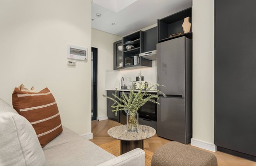 Flora Park Appartement | The Valour Designer Suite | De Waterkant