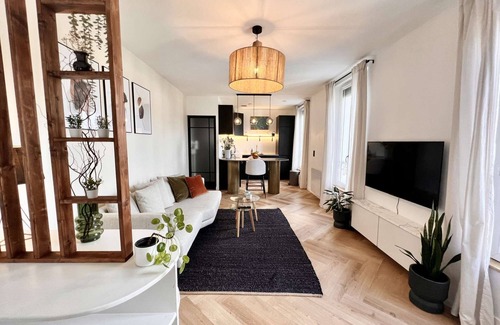 Bry-sur-Marne Appartement | The Van Gogh Appart 3'RER 11'Paris 23'Disney