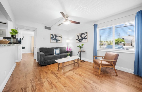 Central Oakland Park Appartement | The Victor Apartments by Lowk