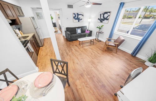 Central Oakland Park Appartement | The Victor Apartments by Lowk