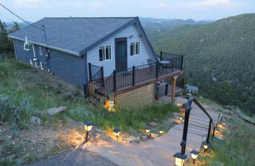 Evergreen Maison | The View at Mountain Retreat By Red Rocks and Golden