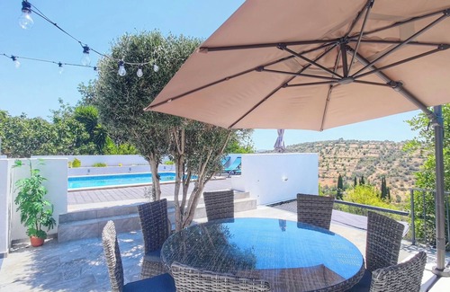 Albufeira Maison | The View House, House with Private Pool and Country View