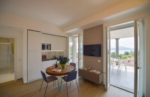 Baveno Appartement | The View-Star: design apt. with terrace
