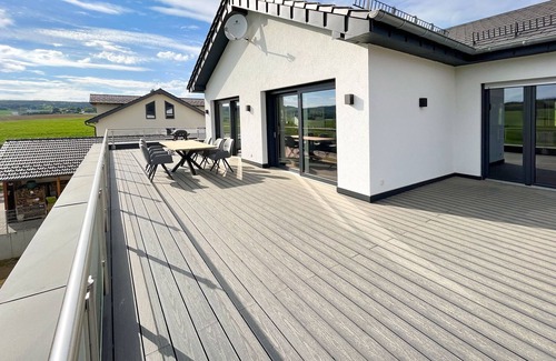 Brucktal Appartement | The View Suite with a view of the valley and only 5 minutes from the Nürburgring.