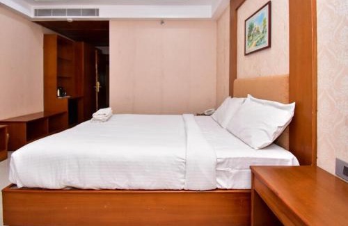 Central Chennai Hôtel | The Vijay Park, Madhavaram