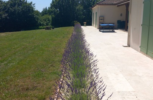 Saint-Front-sur-Nizonne Villa | LA VILLA EN PERIGORD VERT