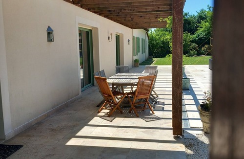 Saint-Front-sur-Nizonne Villa | LA VILLA EN PERIGORD VERT