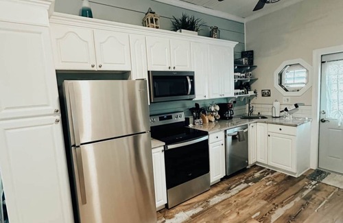 Safety Harbor Villa | Captivant Downtown Safety Harbor Location - Séjour prolongé, logement Corp, Relo