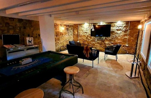 Sydney Cottage | THE VILLA BOATHOUSE waterfront HAWKESBURY RIVER